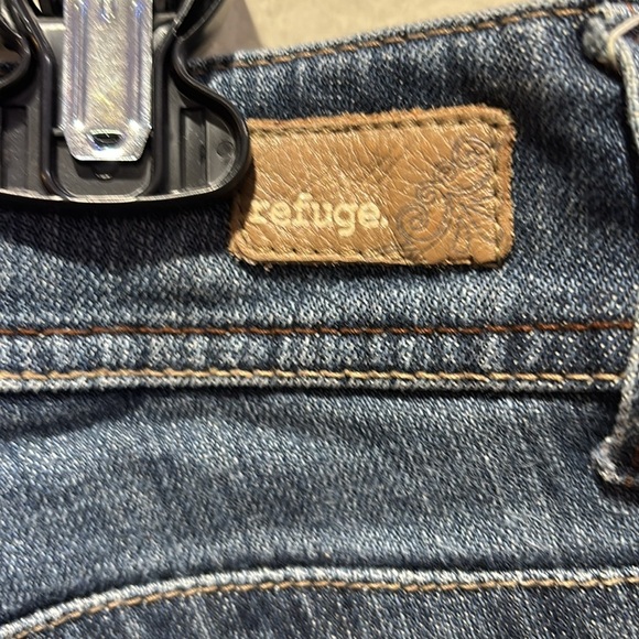 Refuge women's Classic Denim Jeans - Picture 4 of 5